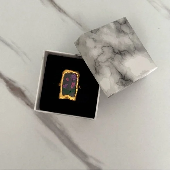 Stylish Retro Y2K Gold Floral Vintage Ring - Picture 3 of 3